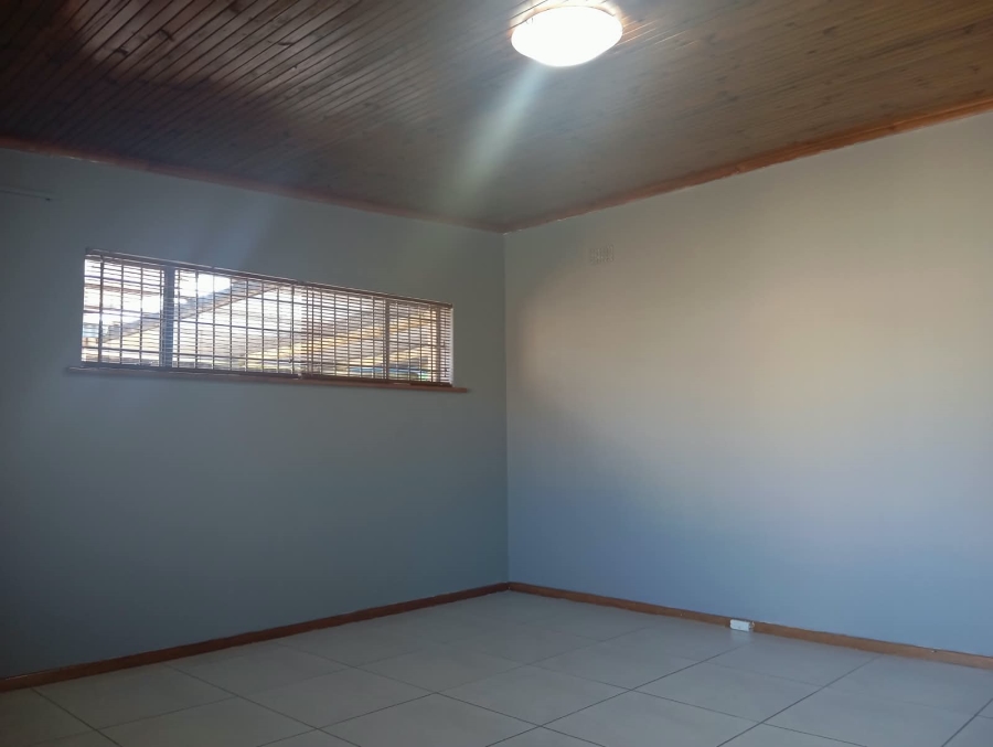 To Let 1 Bedroom Property for Rent in Westering Eastern Cape